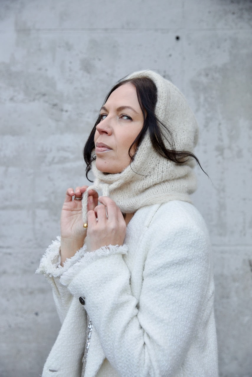 Feather Hood