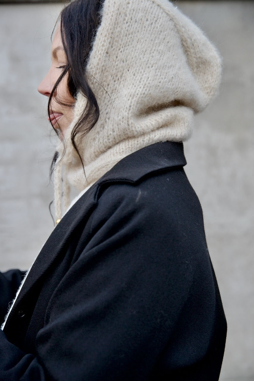 Feather Hood
